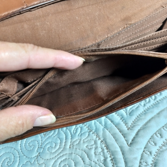 2/$30 Wilsons Leather Pelle Studio Brown Distressed Leather Wallet OS - Picture 7 of 14